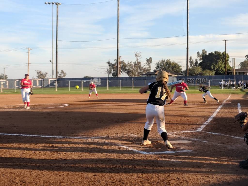 Big League Dreams | restaurant | 10550 Cantu-Galleano Ranch Rd, Mira Loma, CA 91752, USA | 9516856900 OR +1 951-685-6900