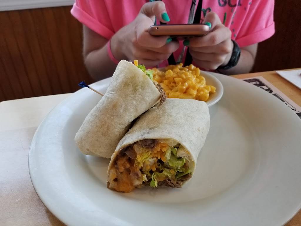 Woodchucks BBQ | restaurant | 3009 NJ-88, Point Pleasant, NJ 08742, USA | 7327141400 OR +1 732-714-1400