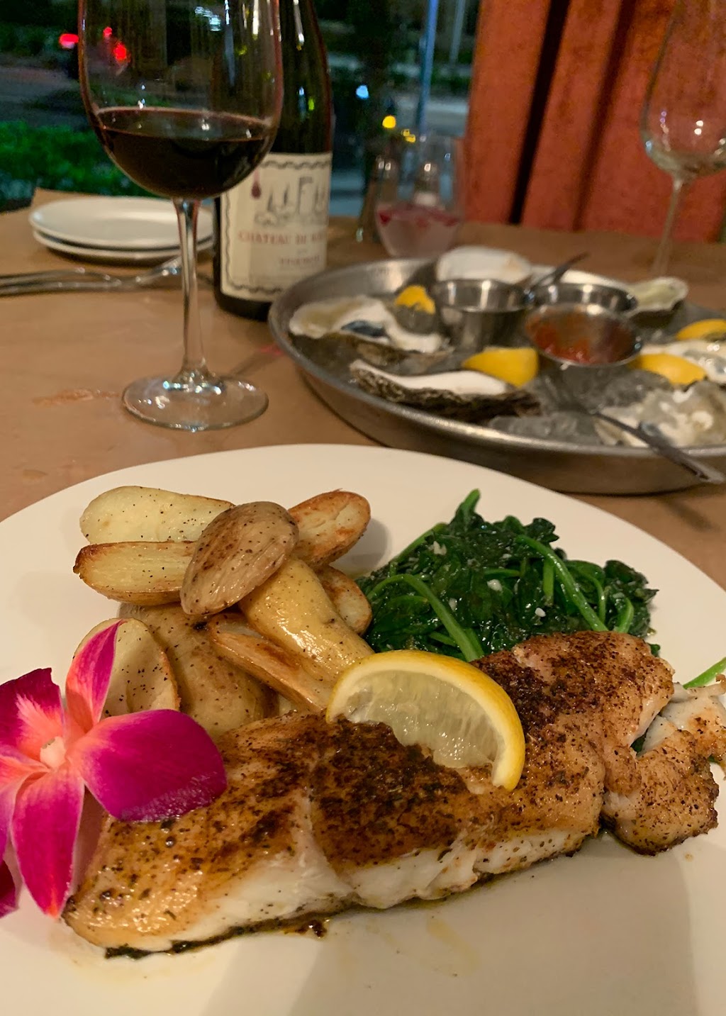 North & South Restaurant | restaurant | 1322 N Tamiami Trail, Sarasota, FL 34236, USA | 9412536003 OR +1 941-253-6003