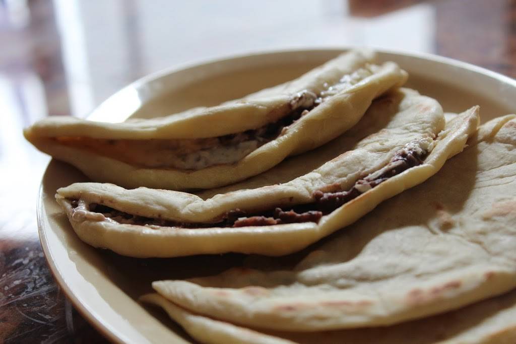 Antojitos Centro Americanos | restaurant | 5821 S Figueroa St, Los Angeles, CA 90003, USA | 3239204198 OR +1 323-920-4198