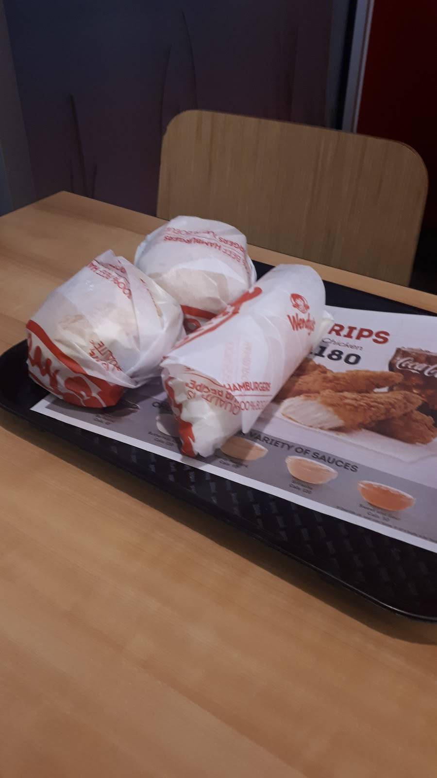 Wendys | restaurant | 55 Tecumseh Rd W, Windsor, ON N8X 4Y4, Canada | 5199628693 OR +1 519-962-8693