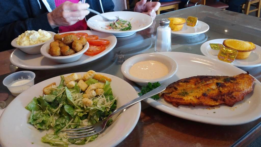 Baccailis Cafe American Country Style Breakfast Lunch Dinner | restaurant | 6734, 3950 N Fry Rd #100, Katy, TX 77449, USA | 2815791828 OR +1 281-579-1828