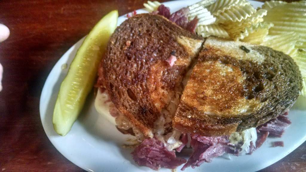 McBobs Pub & Grill | restaurant | 4919 W North Ave, Milwaukee, WI 53208, USA | 4148715050 OR +1 414-871-5050