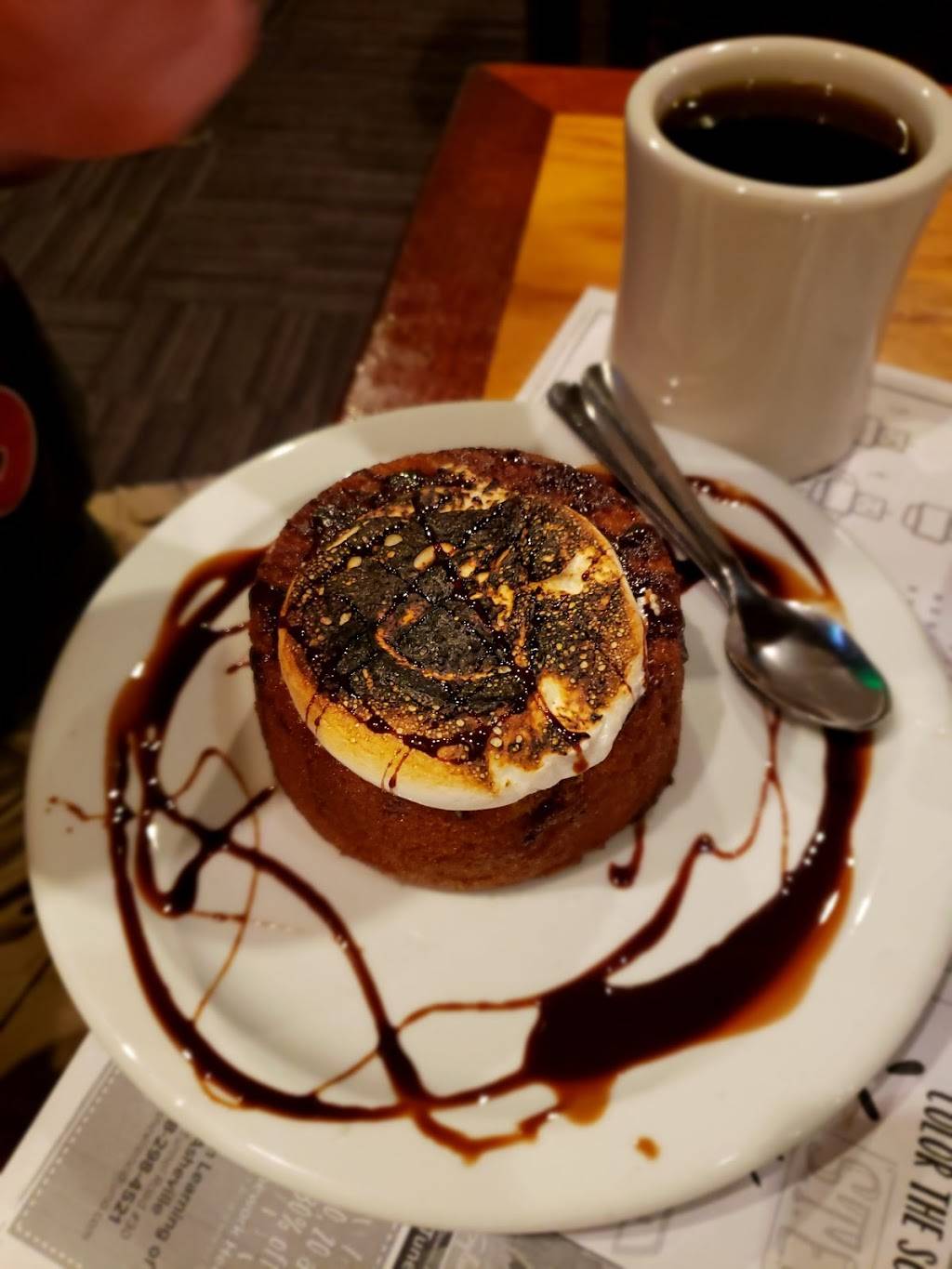 The Social | restaurant | 1078 Tunnel Rd, Asheville, NC 28805, USA | 8282988780 OR +1 828-298-8780