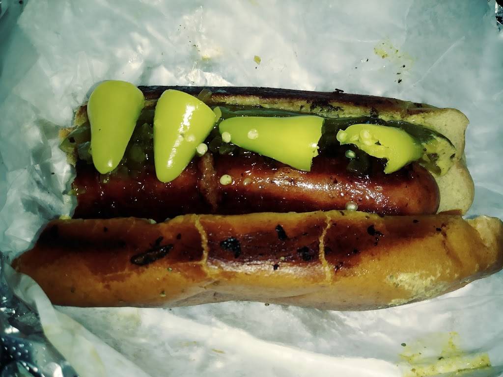 Mikes Hot Dogs | restaurant | Watsonville, CA 95076, USA | 8317243647 OR +1 831-724-3647