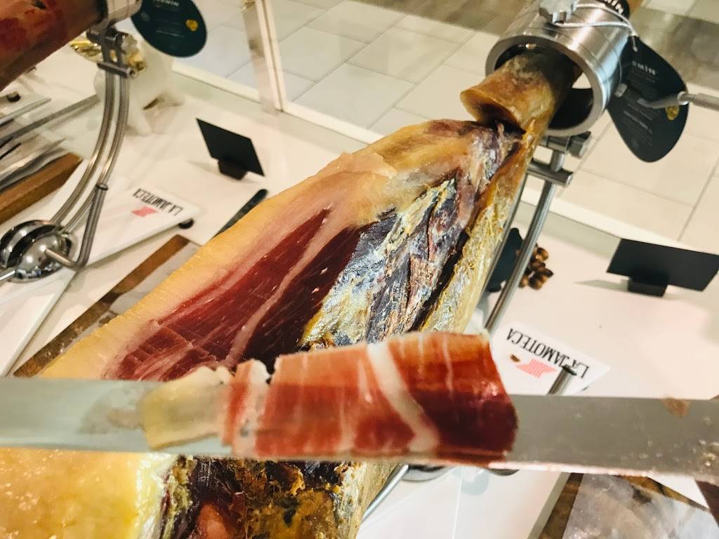 La Jamoteca Inc | restaurant | 7535 N Kendall Dr, Miami, FL 33156, USA | 3059995243 OR +1 305-999-5243