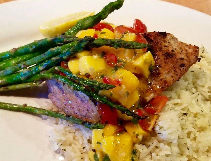 Tavern Room 38 | restaurant | 2531 N Roan St, Johnson City, TN 37601, USA | 4232822351 OR +1 423-282-2351