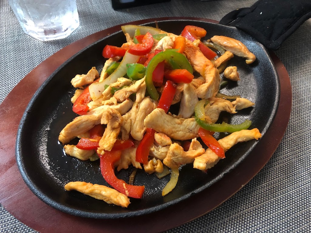 Gun Lake Cocina | restaurant | 11114 Gun Lake Rd, Middleville, MI 49333, USA | 2692052142 OR +1 269-205-2142