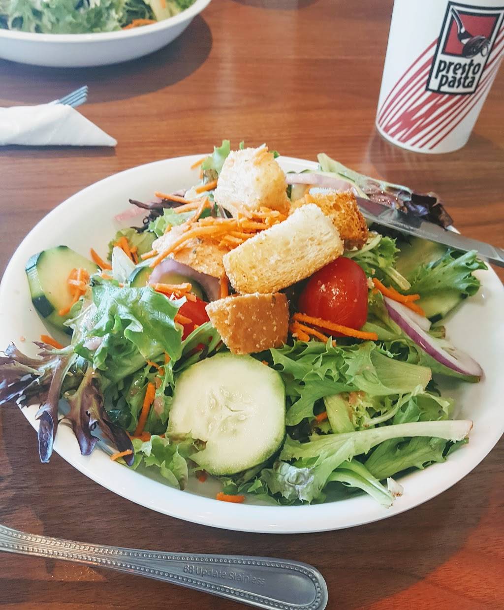 Presto Pasta | restaurant | 24375 Magic Mountain Pkwy, Valencia, CA 91355, USA | 6612847737 OR +1 661-284-7737