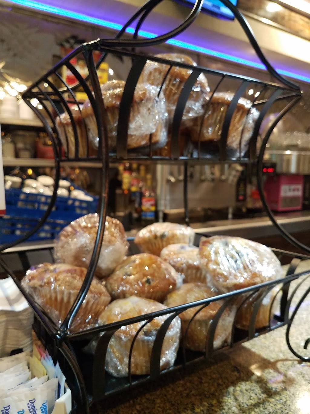 Island Lake Diner | restaurant | 625 Portion Rd, Ronkonkoma, NY 11779, USA | 6316765500 OR +1 631-676-5500