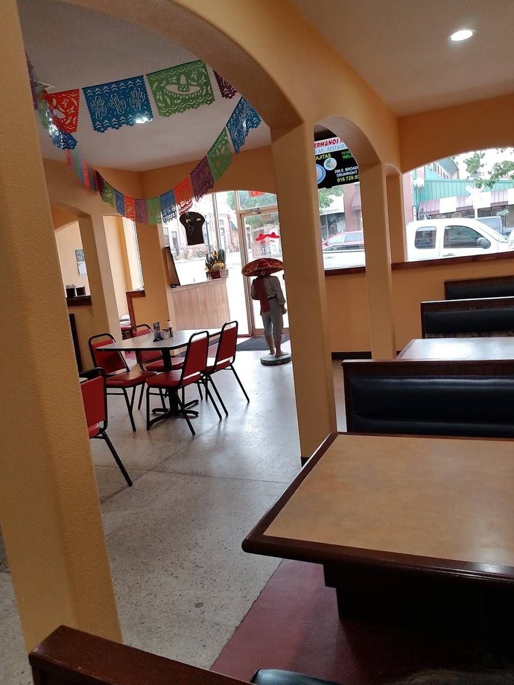 Los Hermanos Macias | restaurant | 208 E Broadway St, Drumright, OK 74030, USA | 9187298065 OR +1 918-729-8065