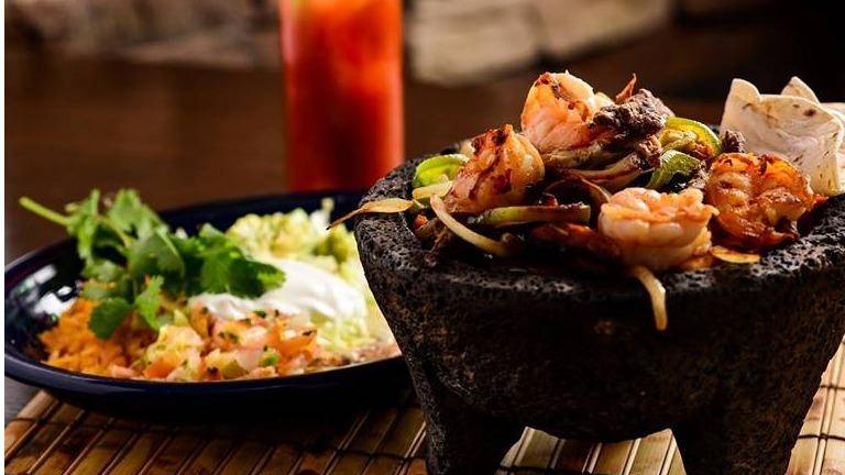 Gustavos Mexican Grill | restaurant | 6051 Timber Ridge Dr, Prospect, KY 40059, USA | 5024347266 OR +1 502-434-7266