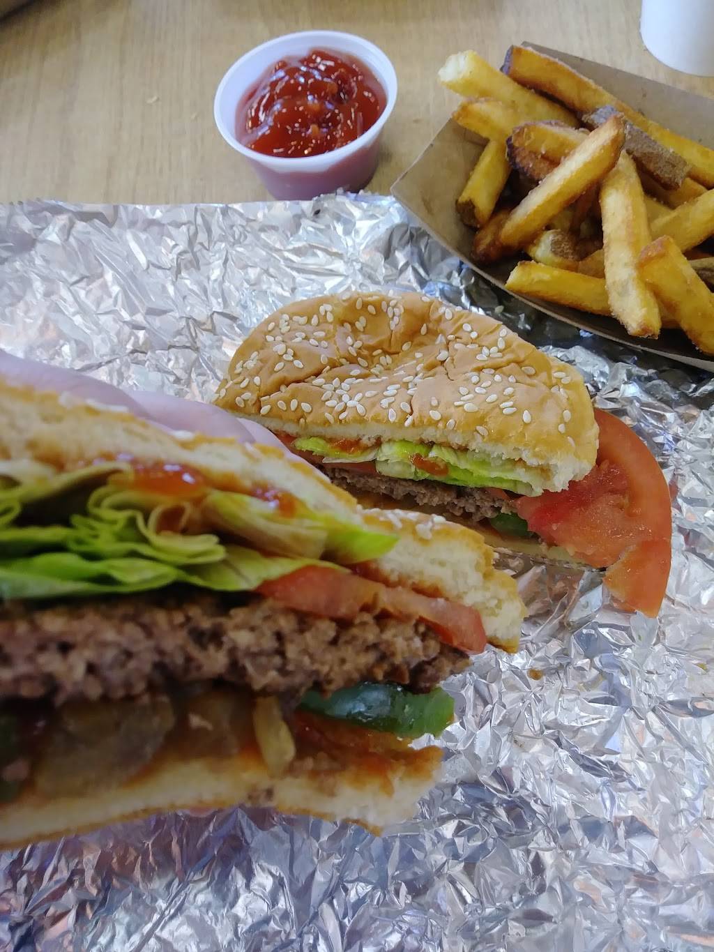 Five Guys | meal takeaway | 9762 Katy Fwy, Houston, TX 77055, USA | 7134684280 OR +1 713-468-4280