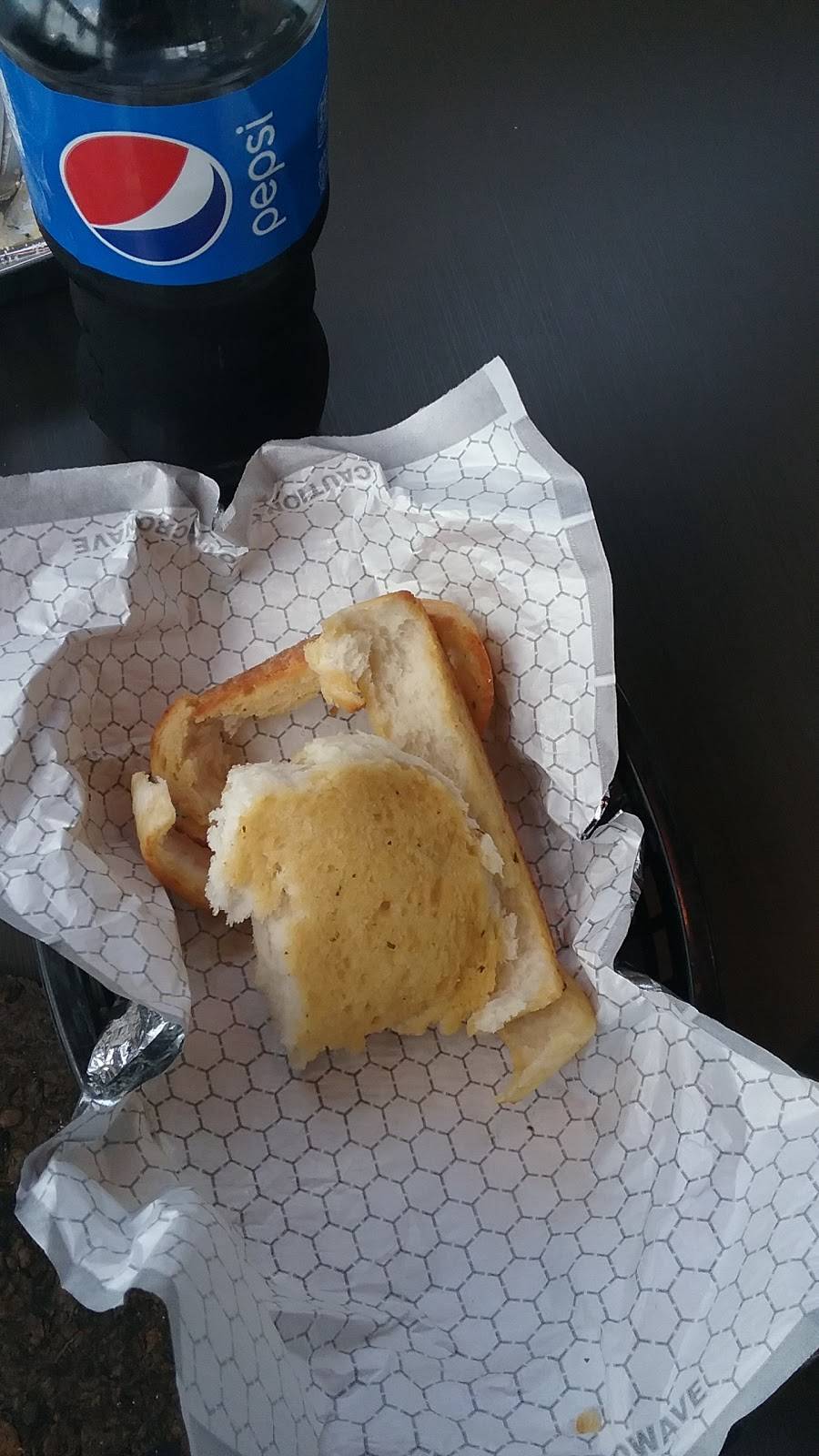 Pizza Hut | restaurant | 2000 N Walnut St, Hartford City, IN 47348, USA | 7653482000 OR +1 765-348-2000