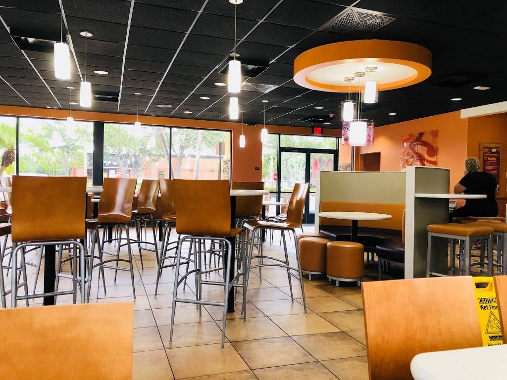 Taco Bell | meal takeaway | 13550 SW 152nd St, Miami, FL 33177, USA | 3052546141 OR +1 305-254-6141