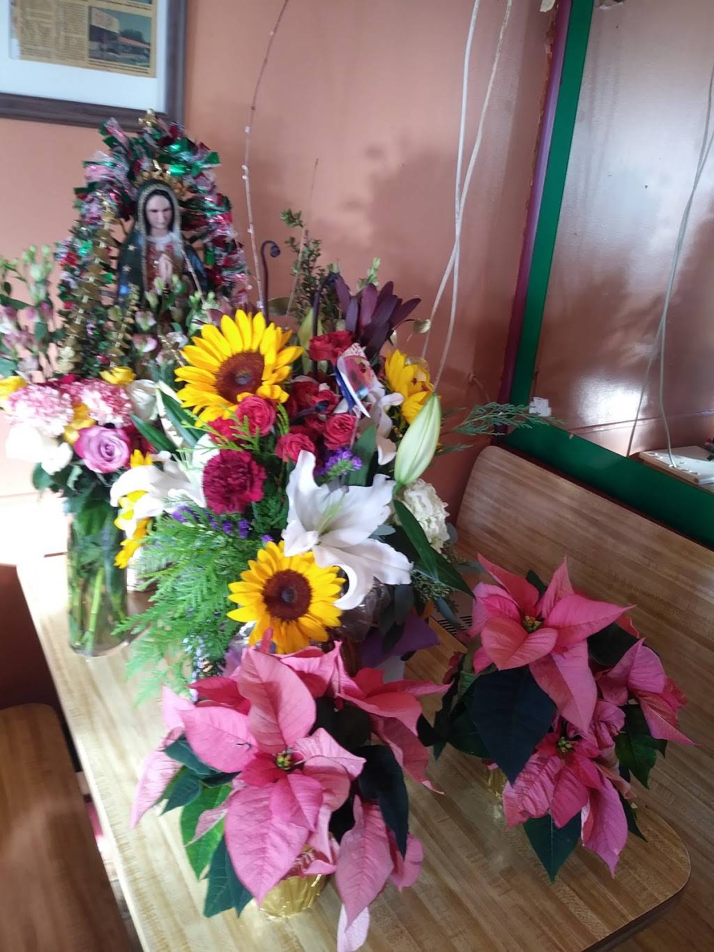 Antojitos El Barbas | restaurant | 601 E 4th Ave, Hutchinson, KS 67501, USA | 6206698845 OR +1 620-669-8845