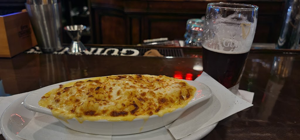 The Auld Dubliner Irish Pub & Kitchen | restaurant | 91 NW 1st St, Miami, FL 33128, USA | 7863532339 OR +1 786-353-2339