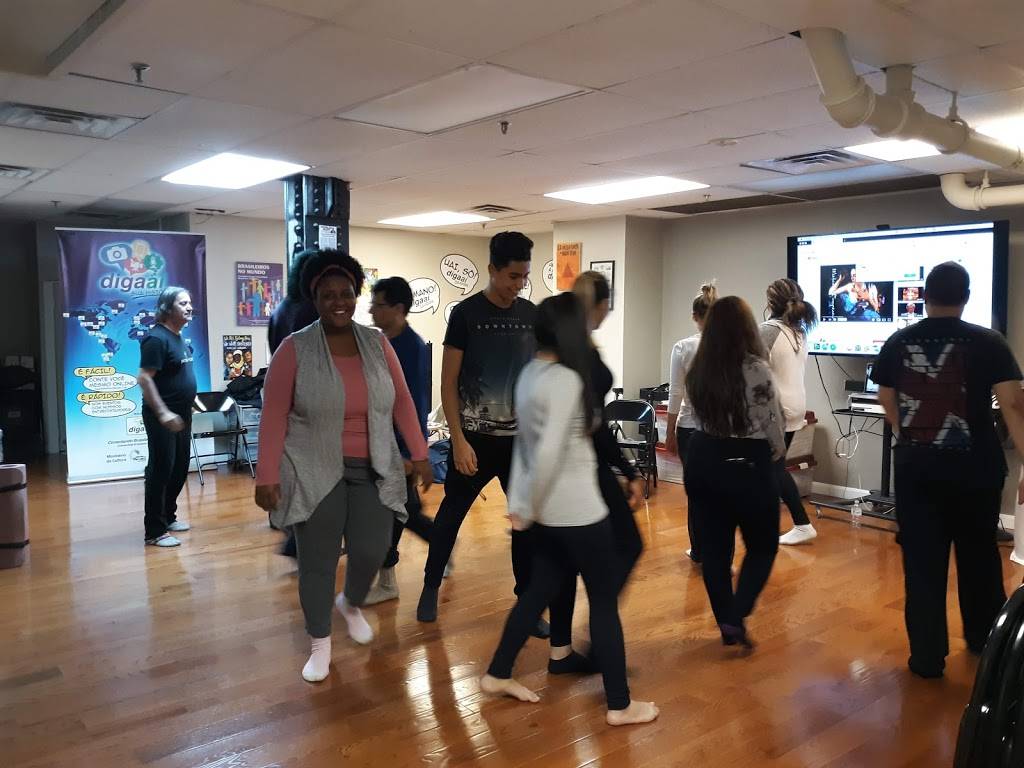 Siam Bistro | restaurant | 151 Pearl St, Boston, MA 02110, USA | 6172107953 OR +1 617-210-7953