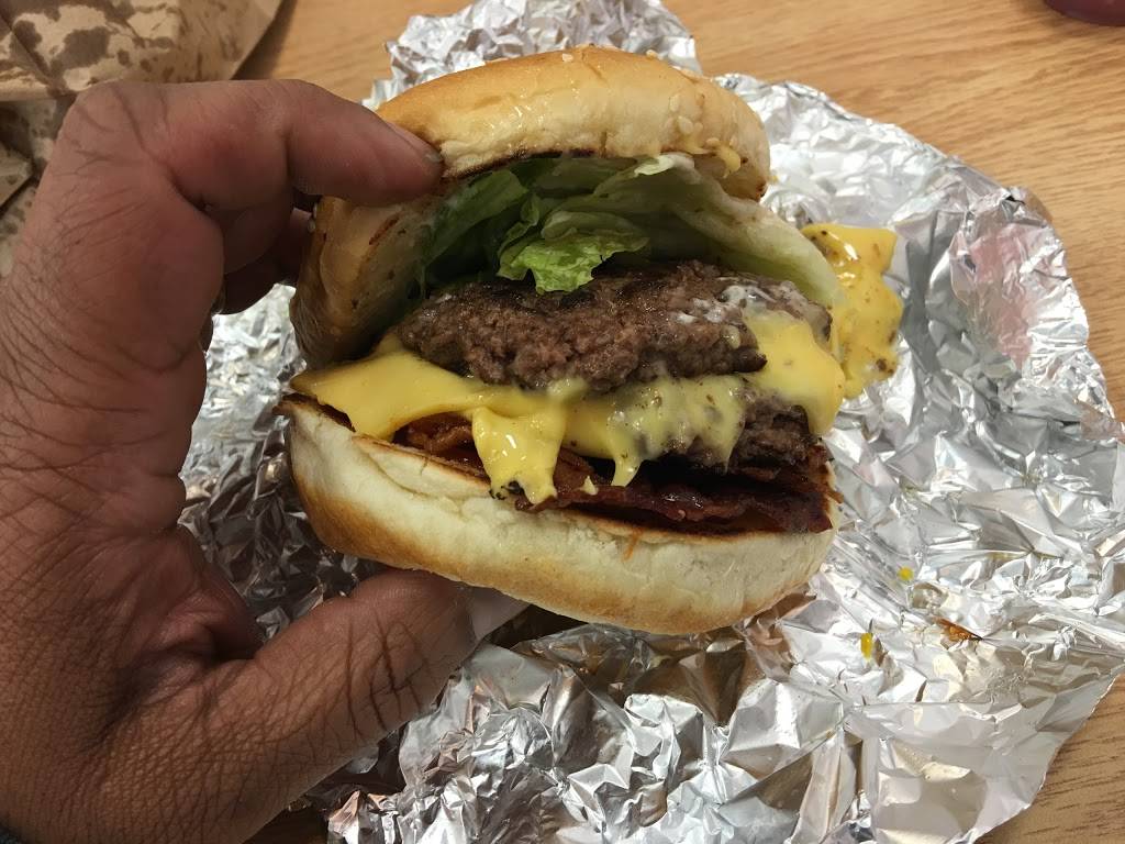 Five Guys | meal takeaway | 3057 NY-50, Saratoga Springs, NY 12866, USA | 5185833135 OR +1 518-583-3135