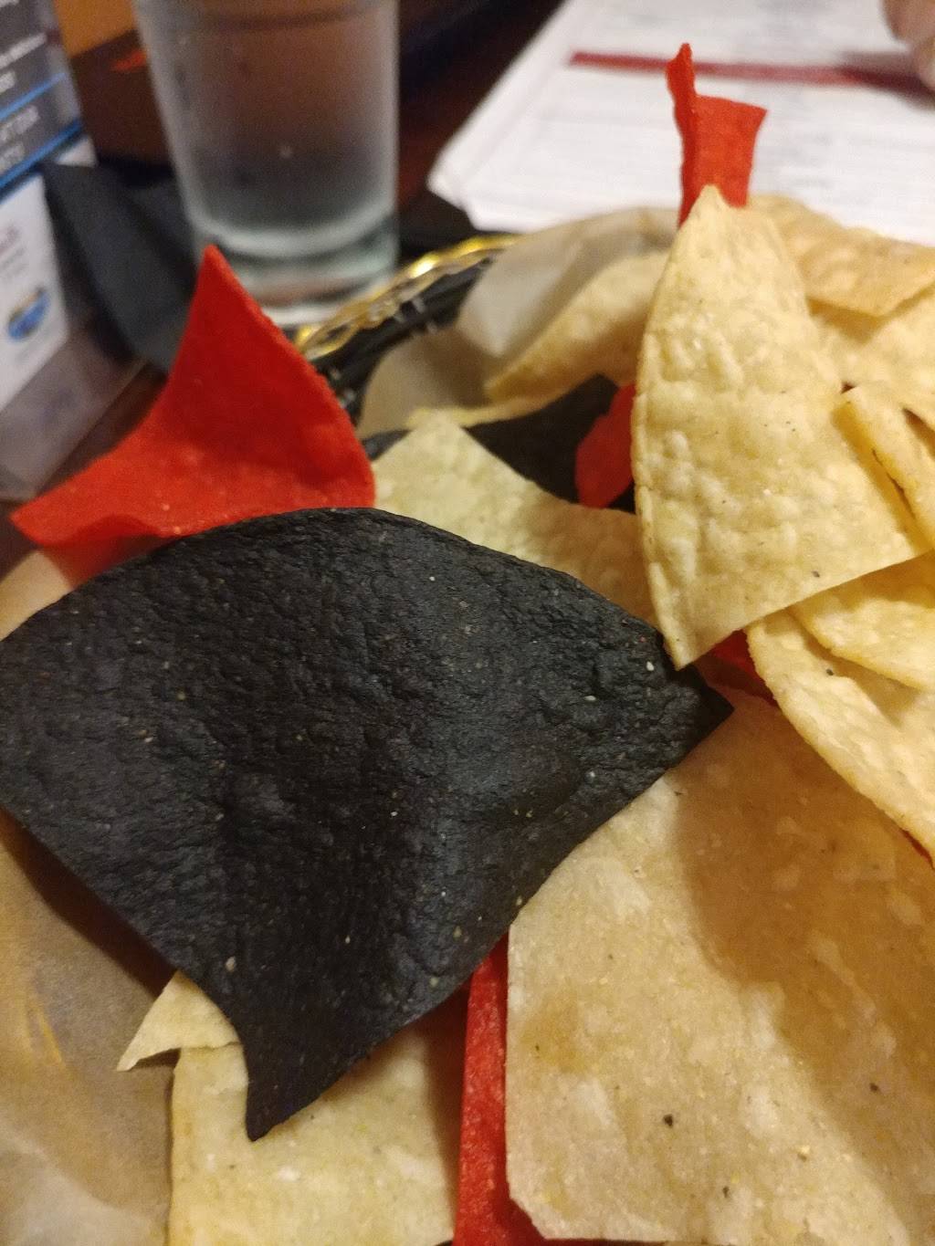 CB3 Burgers & Brews | restaurant | 9 3rd Ave NW, Rochester, MN 55901, USA | 5073611910 OR +1 507-361-1910