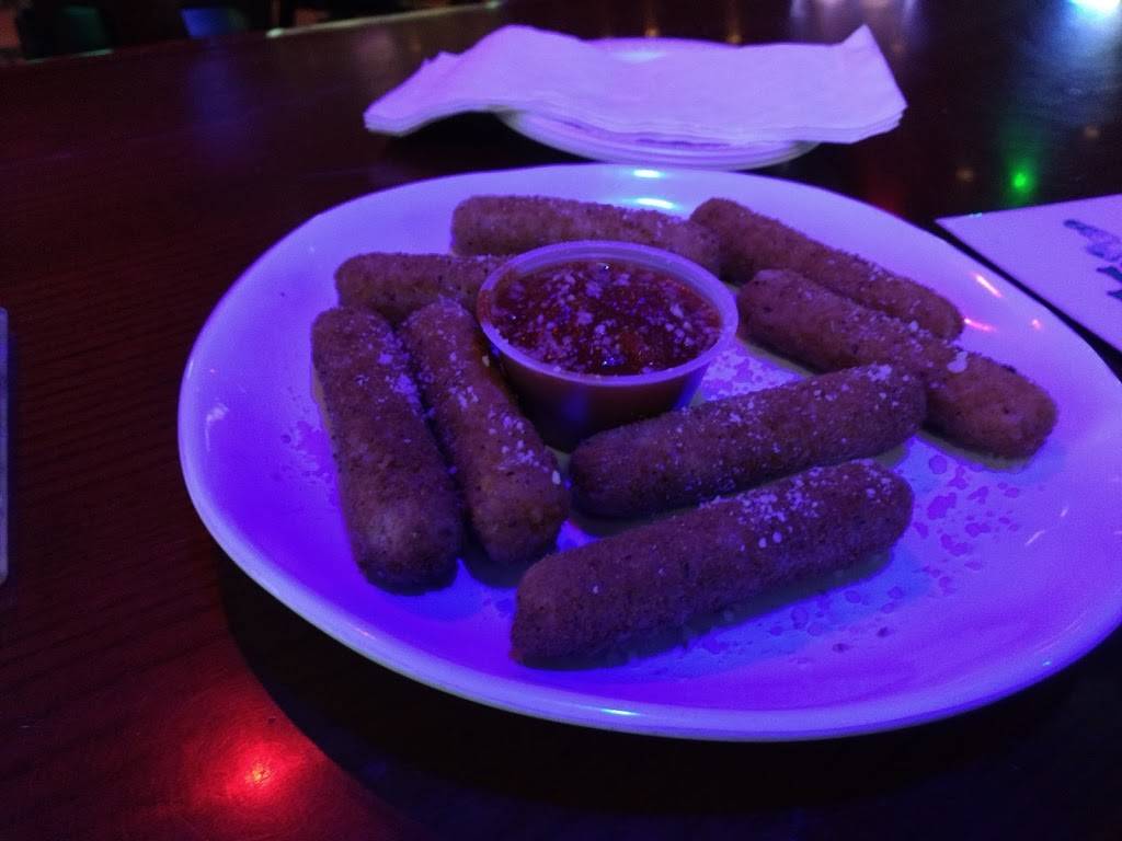 Little Hoolies Sports Bar and Grill | restaurant | 9559 S Dixie Hwy, Pinecrest, FL 33156, USA | 3052529155 OR +1 305-252-9155