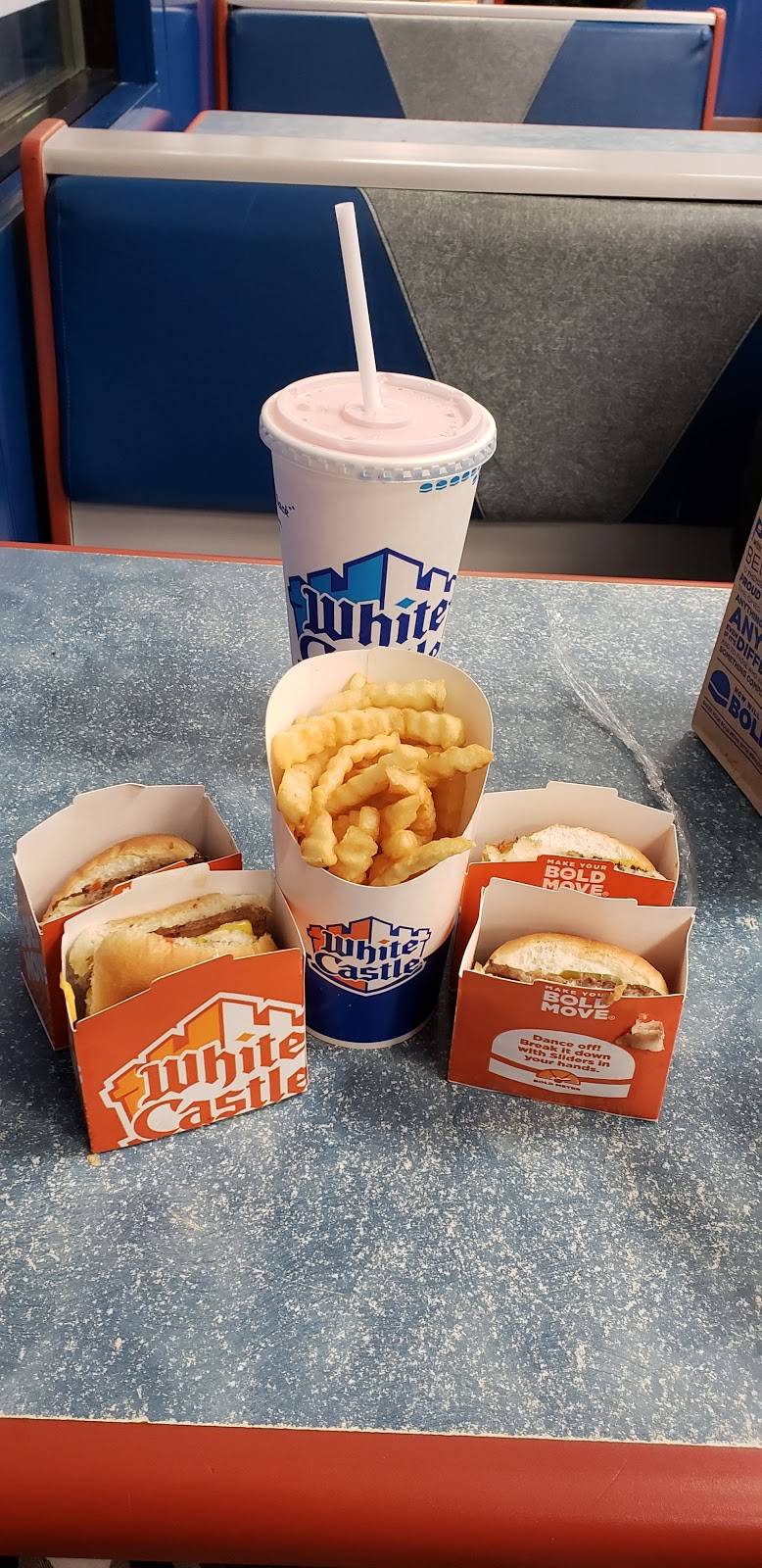White Castle | restaurant | 257 S Broadway, Yonkers, NY 10705, USA | 9143760247 OR +1 914-376-0247