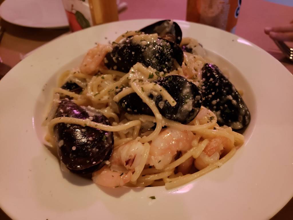 Holy Crab Boiling | restaurant | 5915 7th Ave, Brooklyn, NY 11220, USA | 3478896663 OR +1 347-889-6663