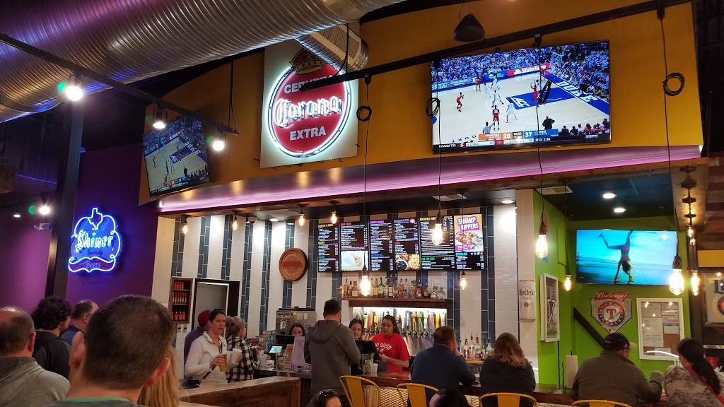 Fuzzys Taco Shop | restaurant | 8031 W University Dr Ste 100, McKinney, TX 75071, USA | 9728860069 OR +1 972-886-0069