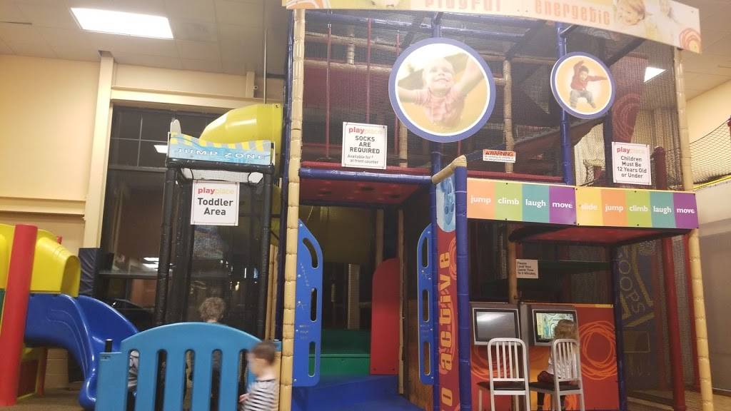 McDonalds | cafe | 345 East Central Street, Franklin, MA 02038, USA | 5085289816 OR +1 508-528-9816