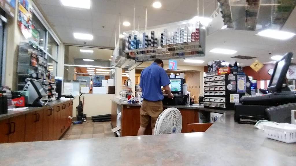 McDonalds | cafe | 656 E Green Bay Ave, Saukville, WI 53080, USA | 2622681184 OR +1 262-268-1184