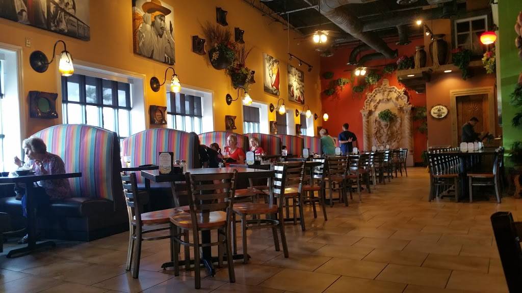 Cristinas Fine Mexican Restaurant | restaurant | 4170 Lavon Dr # 100, Garland, TX 75040, USA | 9724967555 OR +1 972-496-7555