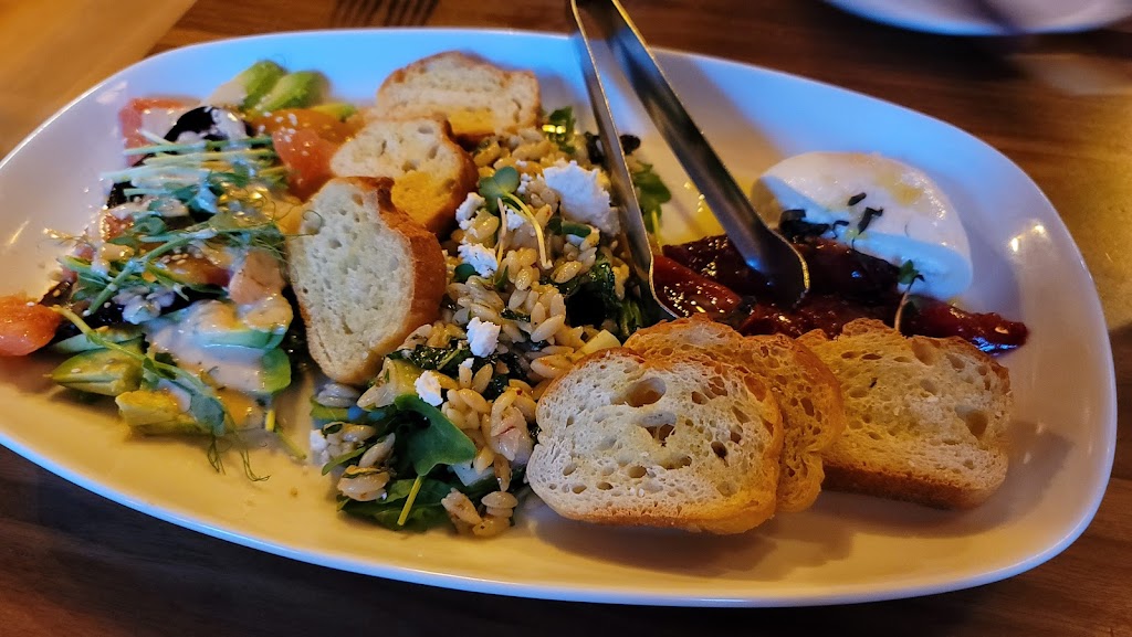 Kingfisher Restaurant & Wine Bar | restaurant | 7375 Icicle Rd, Leavenworth, WA 98826, USA | 5095486344 OR +1 509-548-6344