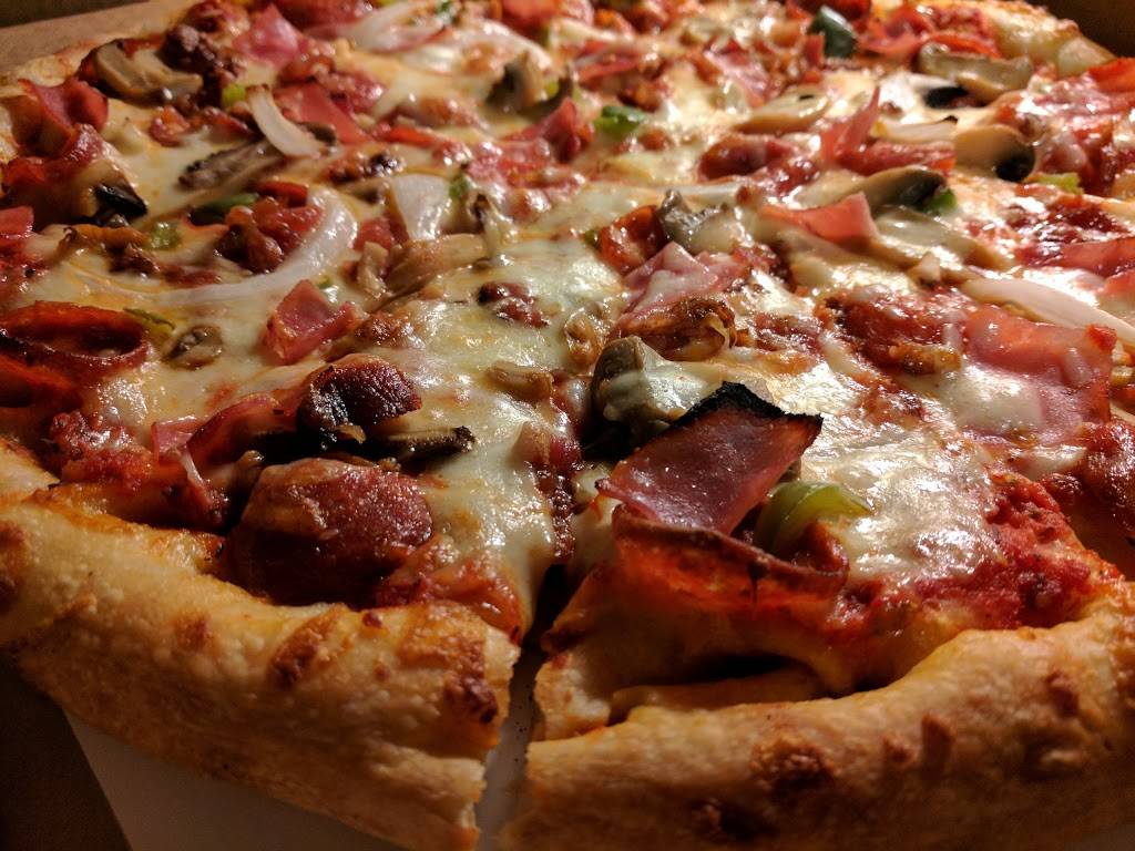 Primos Pizza | restaurant | 8237 Allen Rd, Allen Park, MI 48101, USA | 3139285500 OR +1 313-928-5500