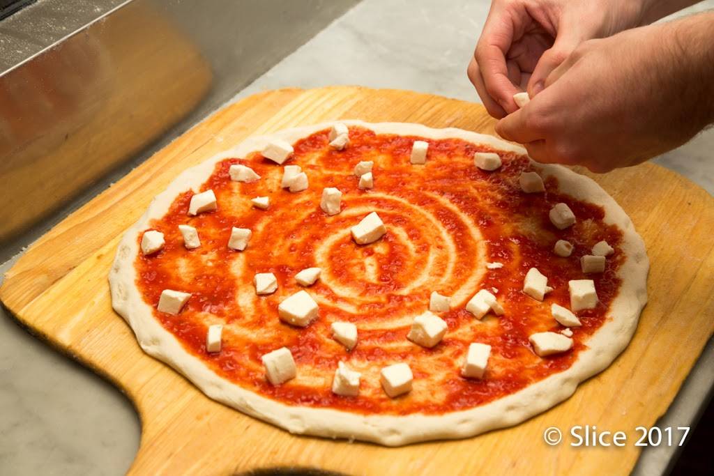 Angelinas Kitchen | restaurant | 280 Marsh Ave, Staten Island, NY 10314, USA | 7186982000 OR +1 718-698-2000