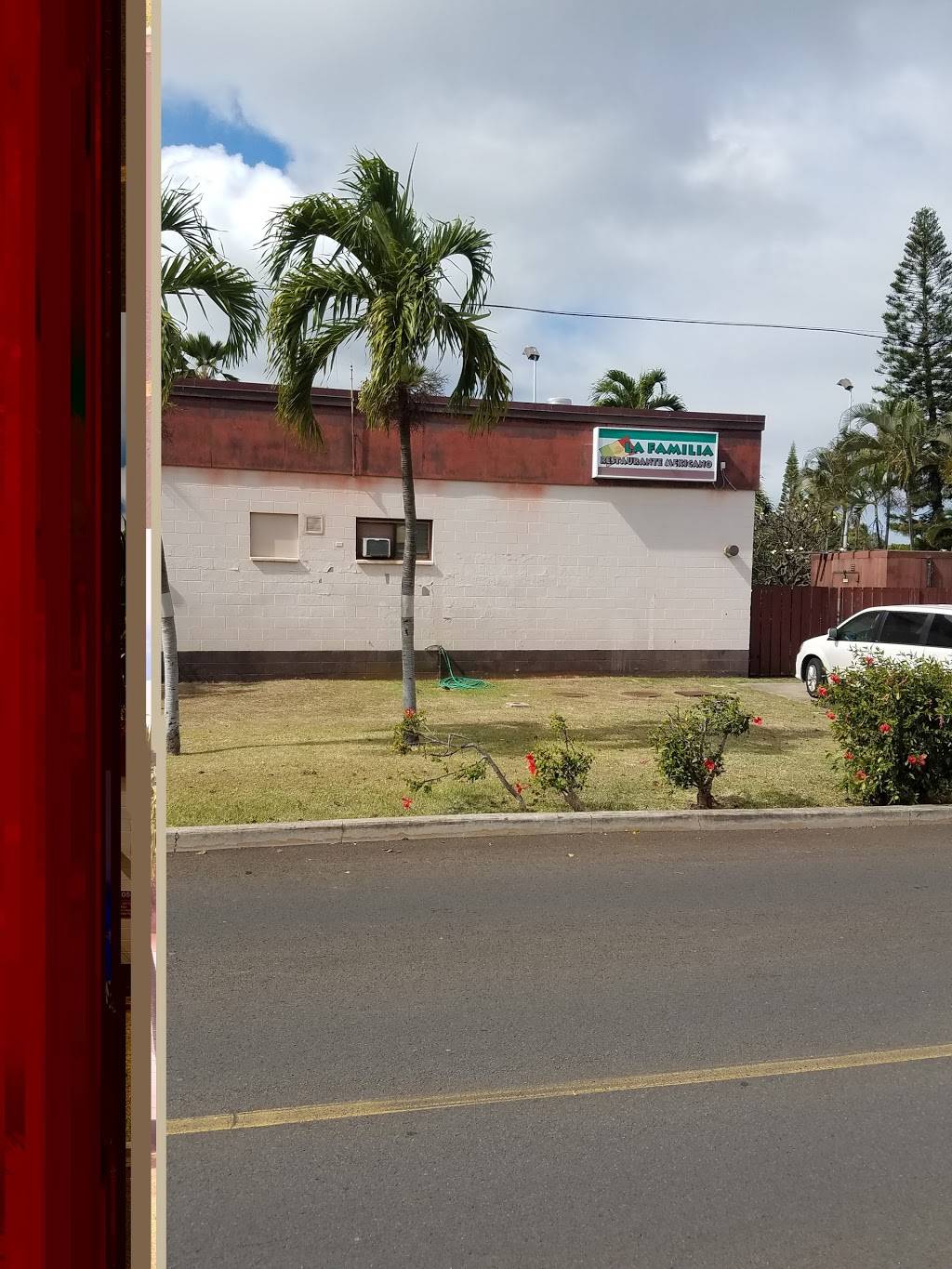 La Familia | restaurant | 210 McClellan St, Joint Base Pearl Harbor-Hickam, HI 96853, USA | 8084229987 OR +1 808-422-9987