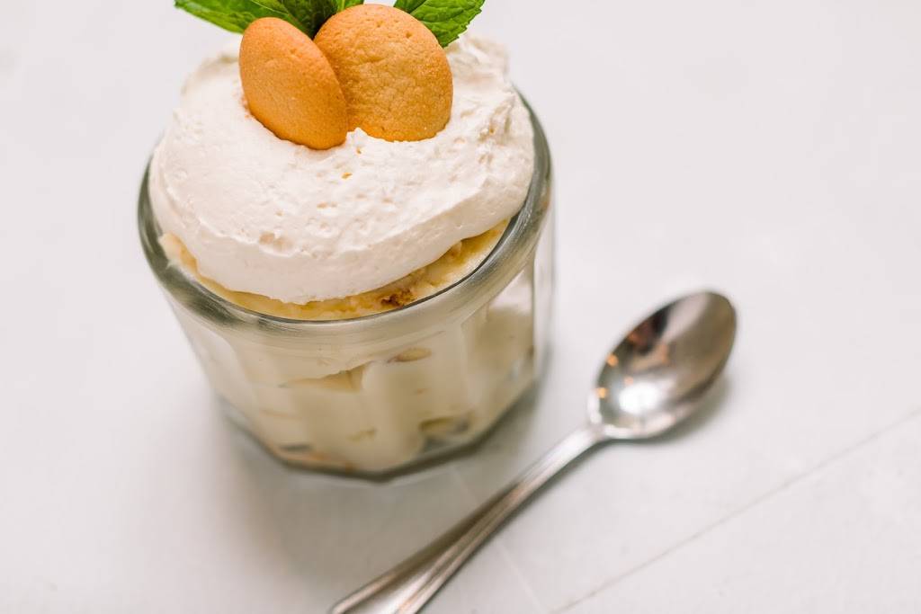 Paula Deens Family Kitchen | restaurant | 575 Opry Mills Dr, Nashville, TN 37214, USA | 6154926500 OR +1 615-492-6500