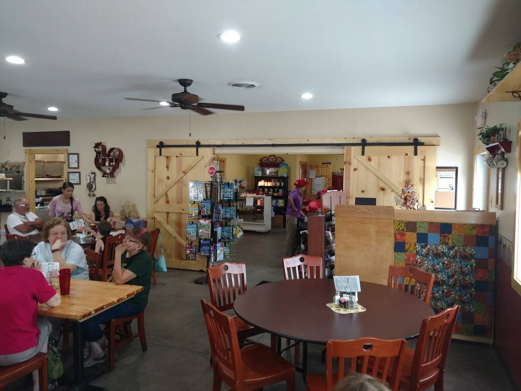 Back Home Country Cooking | restaurant | 119 Commercial Ave, Strawberry Point, IA 52076, USA | 5639334663 OR +1 563-933-4663