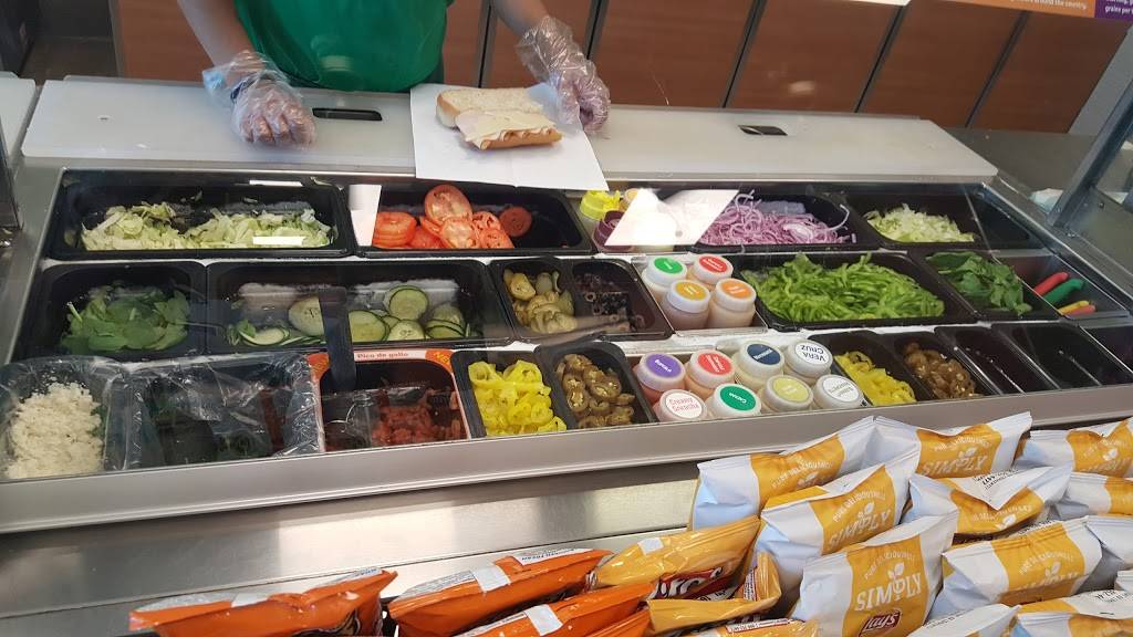 Subway Restaurants | restaurant | 701 W Torrance Blvd, Torrance, CA 90502, USA | 3103273736 OR +1 310-327-3736