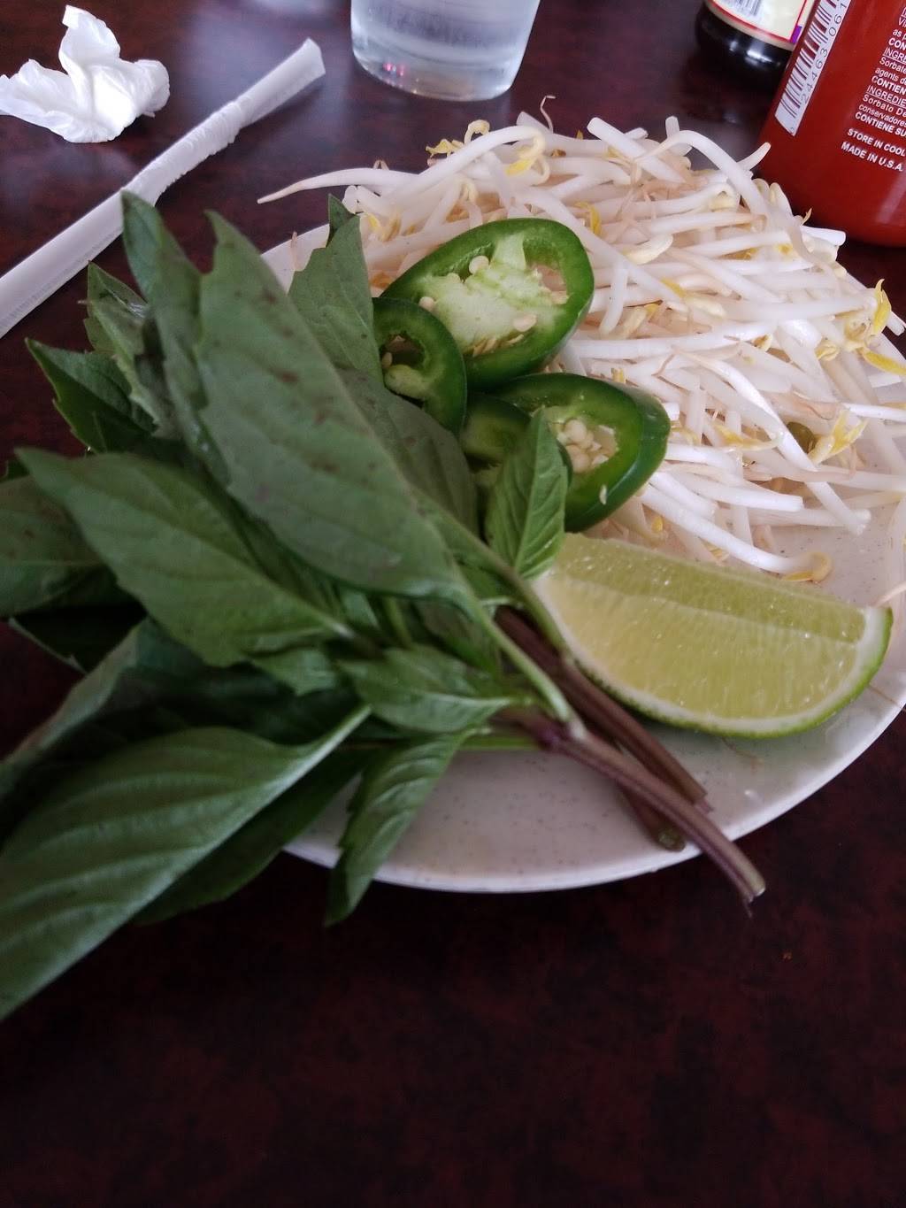 Pho Truc Vietnamese Noodle House | restaurant | 13626 Veterans Memorial Dr # D, Houston, TX 77014, USA | 2818956077 OR +1 281-895-6077