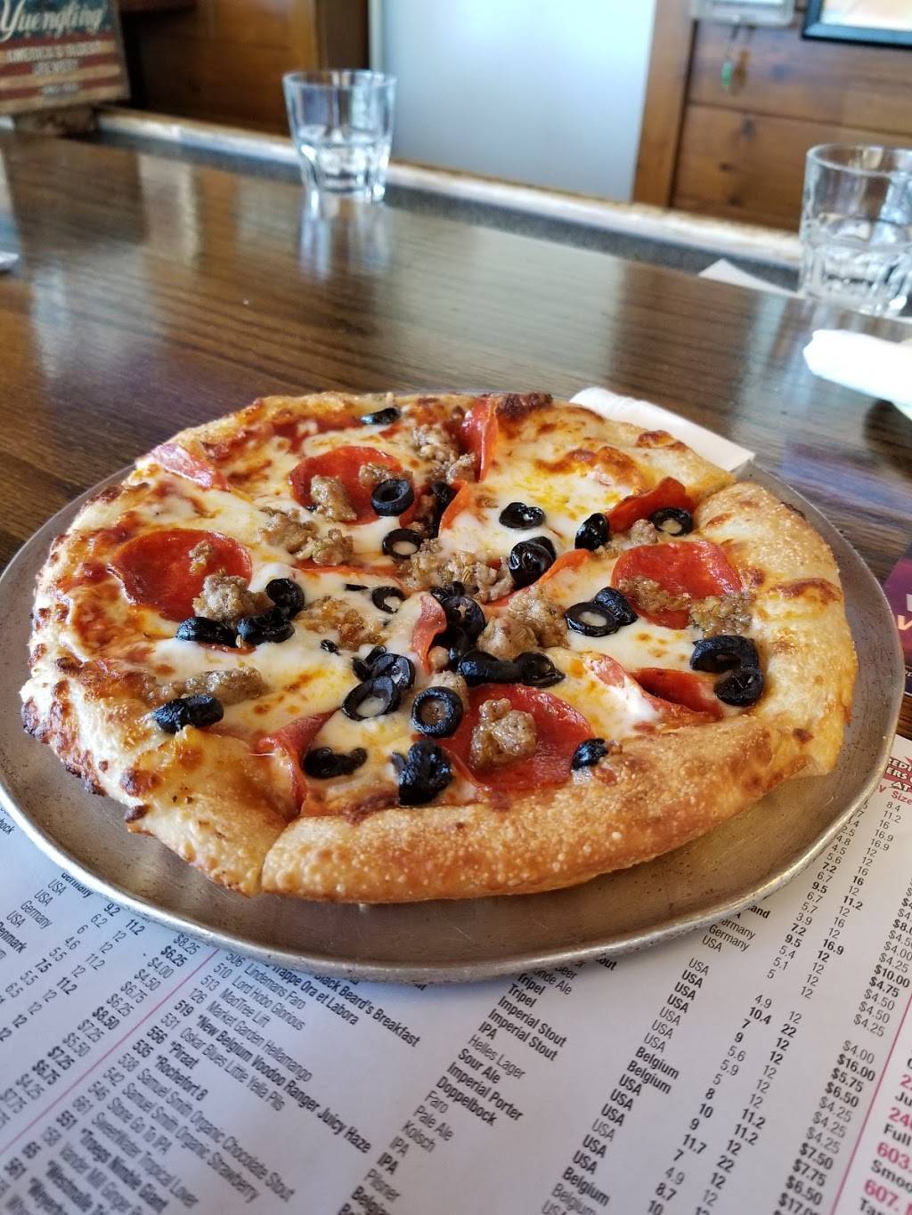 Winking Lizard Tavern | restaurant | 9570 Mentor Ave, Mentor, OH 44060, USA | 4403542968 OR +1 440-354-2968