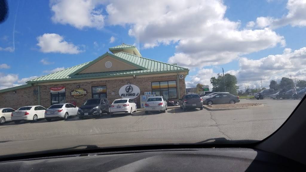 Flying J Travel Center | restaurant | 2492 Cedar Creek Rd, Ayr, ON N0B 1E0, Canada | 5196249578 OR +1 519-624-9578