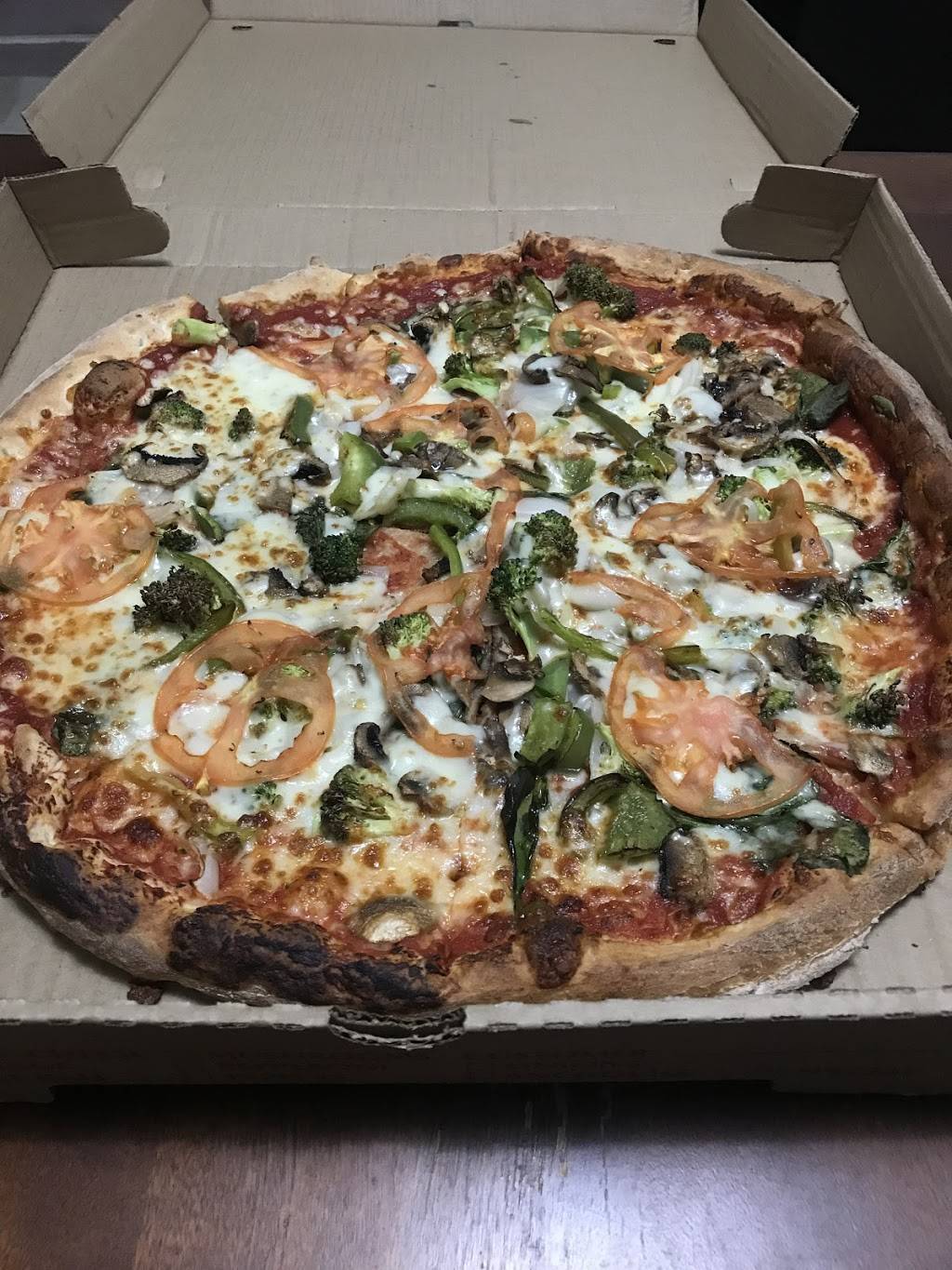 Same Old Place Pizzaria | restaurant | 111 Lenox St, Norwood, MA 02062, USA | 7817620600 OR +1 781-762-0600