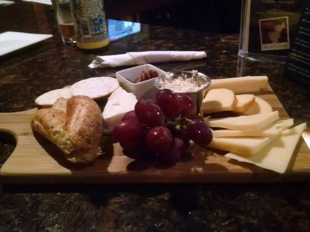 The Happy Grape Wine Bar & Bistro | restaurant | 300 E Main St, Lexington, OH 44904, USA | 4198849463 OR +1 419-884-9463