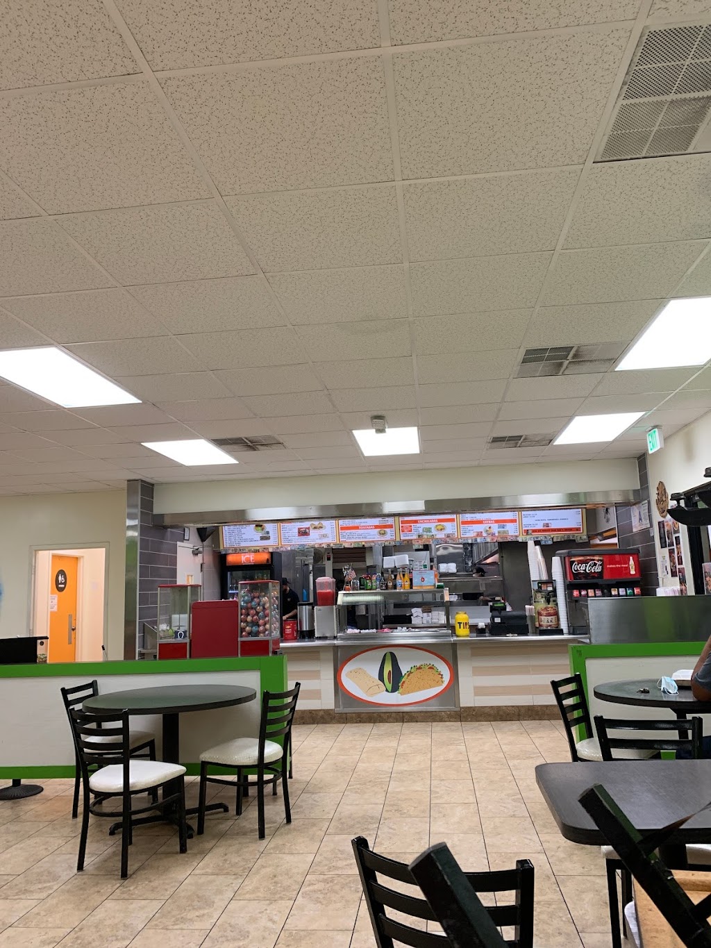 Albertacos | restaurant | 370 S Lovekin Blvd, Blythe, CA 92225, USA | 7609225400 OR +1 760-922-5400