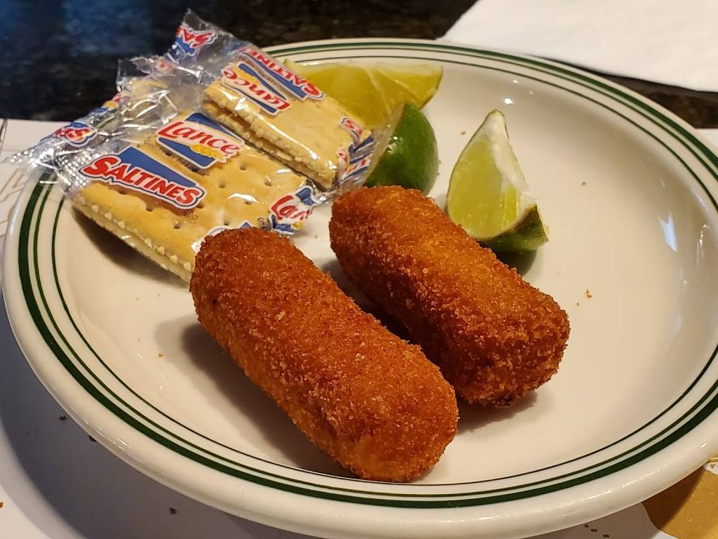 La Carreta | restaurant | 8650 Bird Rd, Miami, FL 33155, USA | 3055538383 OR +1 305-553-8383