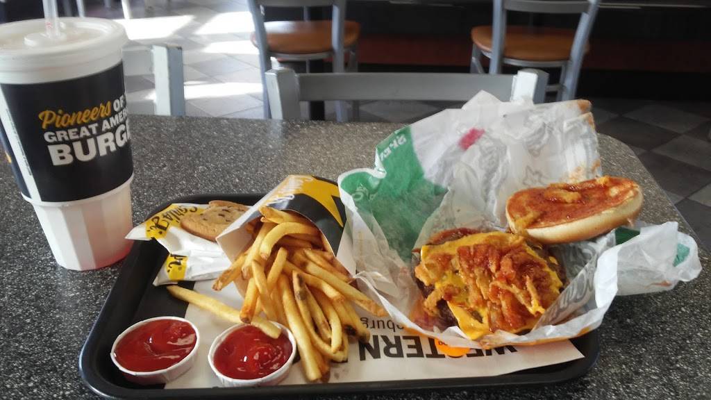 Carls Jr. | restaurant | 6079 Magnolia Ave, Riverside, CA 92506, USA | 9513693114 OR +1 951-369-3114