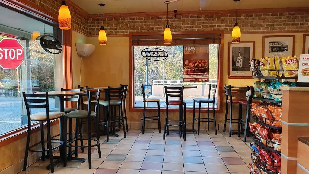 Subway | meal takeaway | 4998 7th St, Mariposa, CA 95338, USA | 2097422222 OR +1 209-742-2222