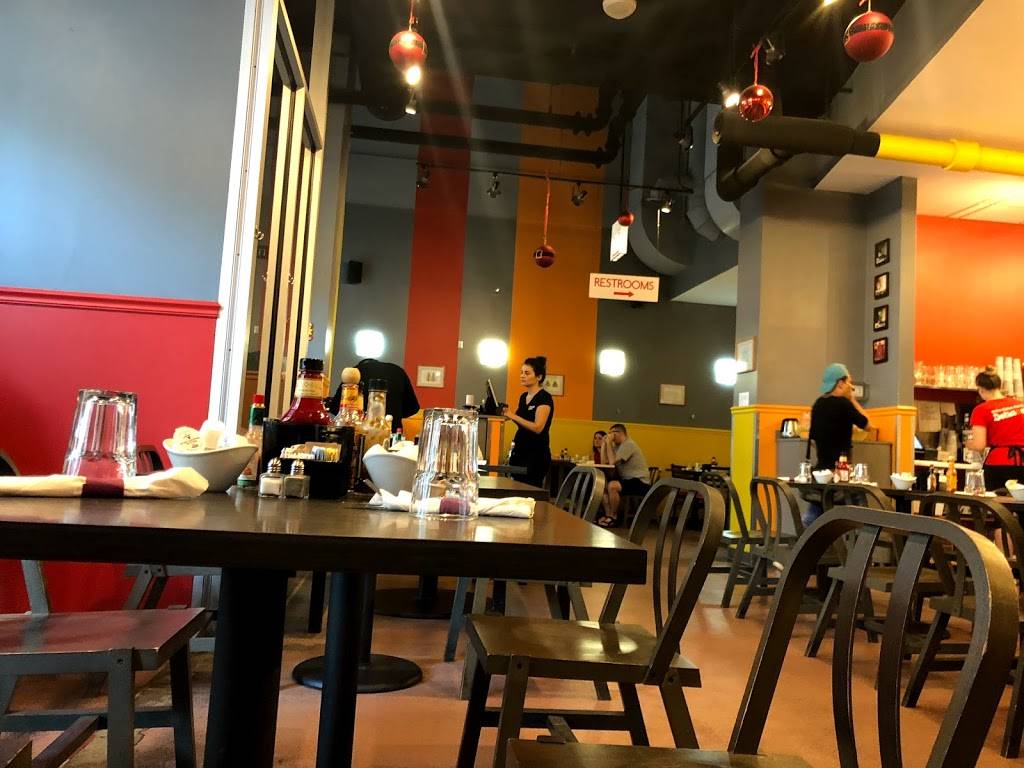 Chicago Waffles | restaurant | 1400 S Michigan Ave, Chicago, IL 60605, USA | 3128548572 OR +1 312-854-8572