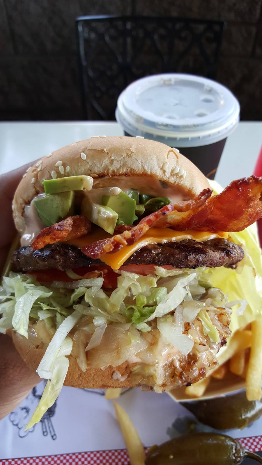 Pauls Place | restaurant | 2332, 10821 Los Alamitos Blvd, Los Alamitos, CA 90720, USA | 5625961411 OR +1 562-596-1411