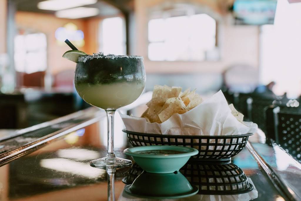 El Monterrey Mexican Restaurant | restaurant | 120 E Cooper Blvd D, Warrensburg, MO 64093, USA | 6607471600 OR +1 660-747-1600